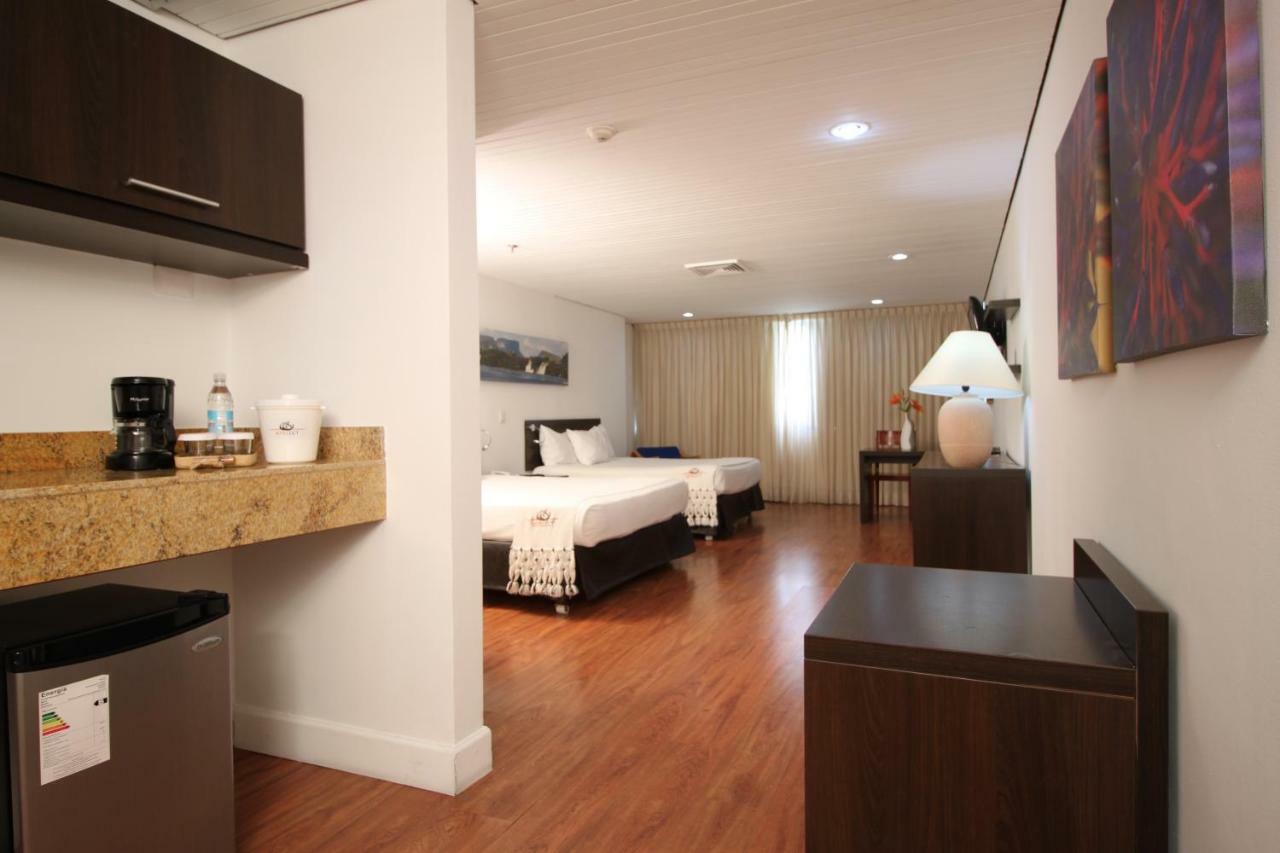 Hotel Cct Caracas Buitenkant foto